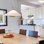 Suncana By Interhome Сasa de vacaciones Poreč