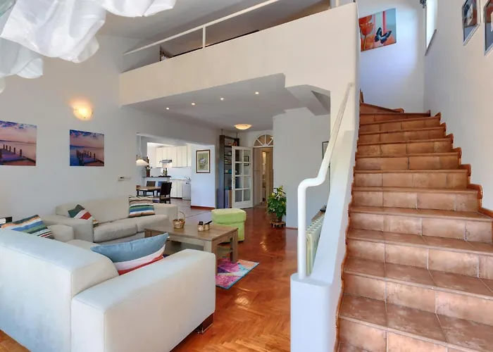 Suncana By Interhome Feriehus