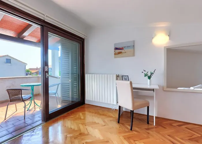 Suncana By Interhome *