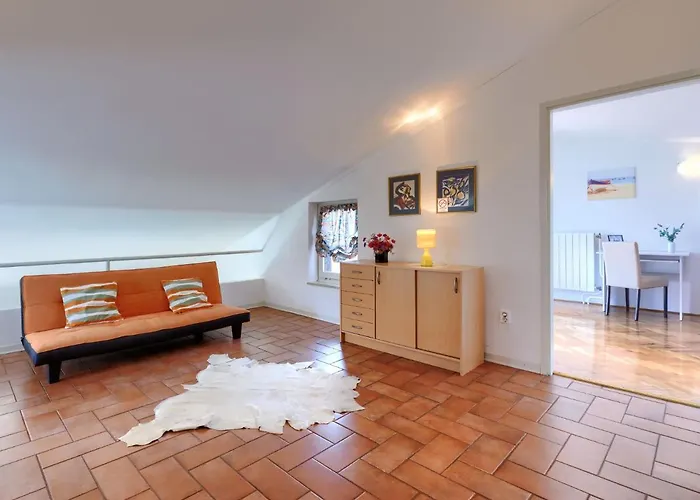 Suncana By Interhome Feriehus