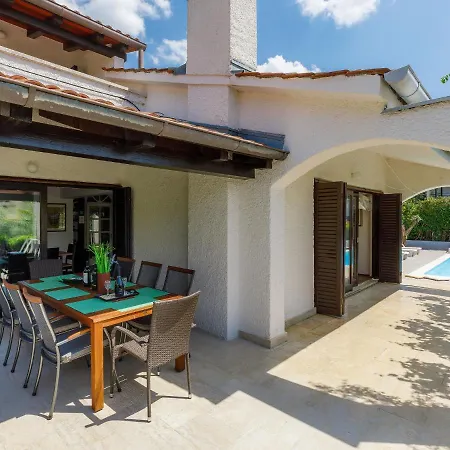 Casa vacanze Suncana By Interhome