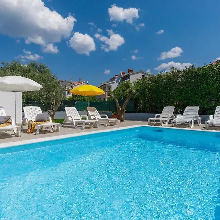 Casa vacanze Suncana By Interhome